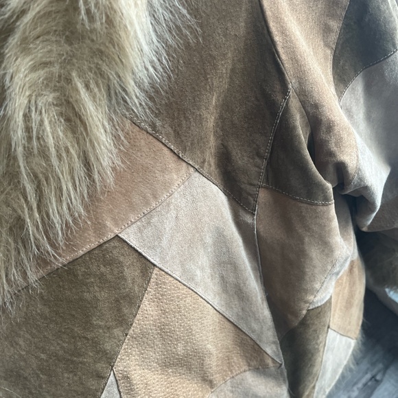 Vintage fur trimmed coat with gorgeous patchwork - Picture 4 of 5